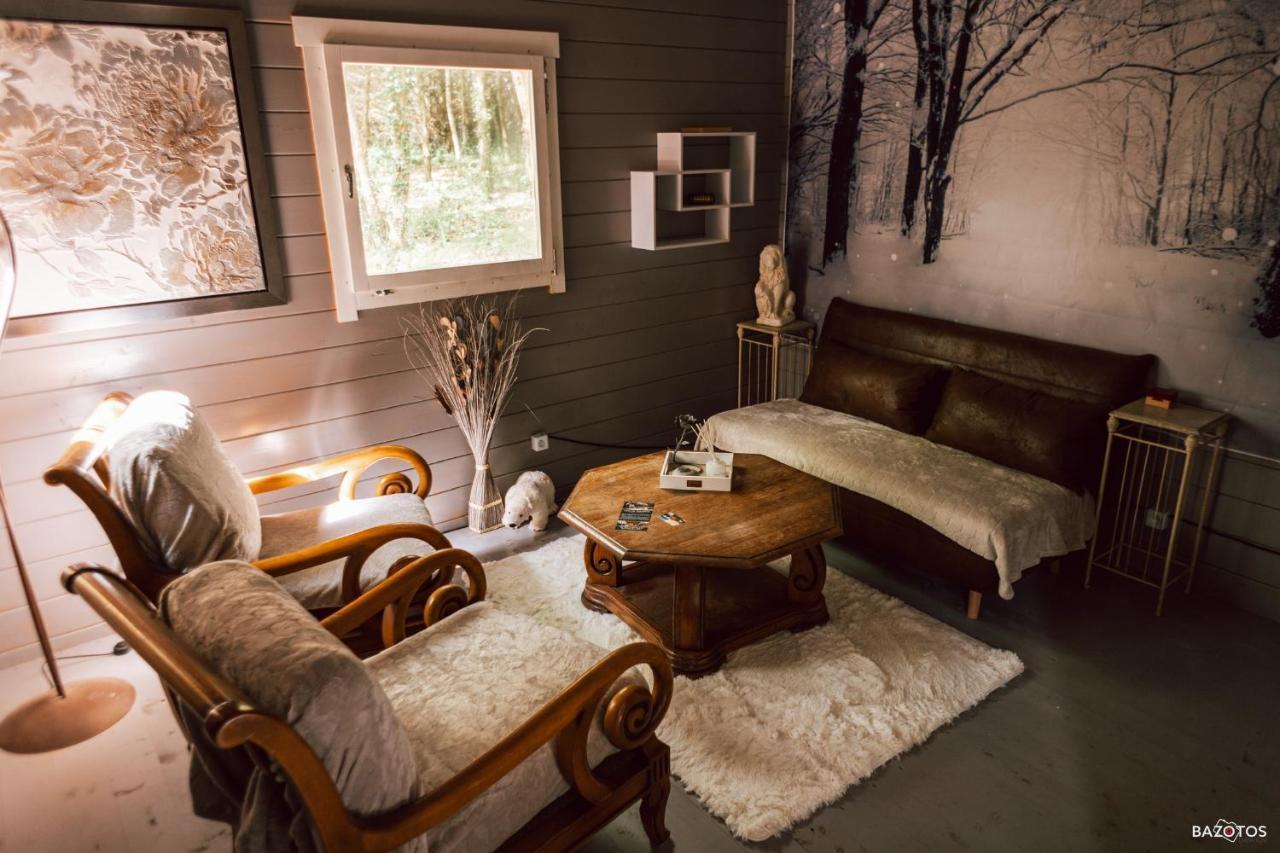 Cabane Insolite Avec Escape Game Saint-Evarzec Exterior photo